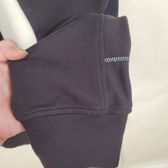 Lululemon Scuba black jogger Size 4 Athletic Active Loungewear - Picture 9 of 10